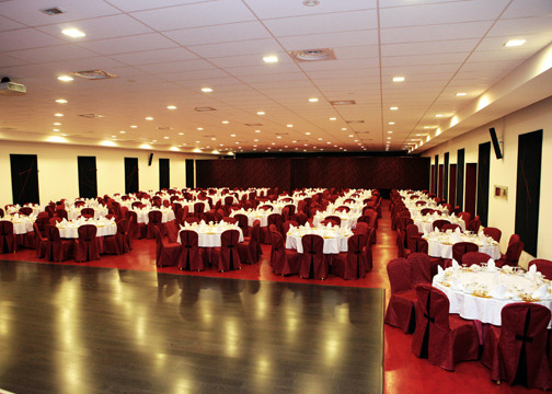 变废为宝的现代会展空间——Stand'All 多用途会展中心-7