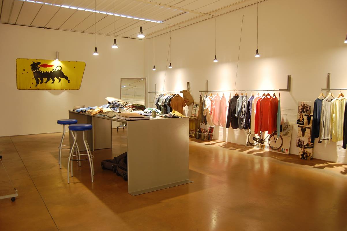 旧店翻新演绎时尚空间——B.Group Showroom-14