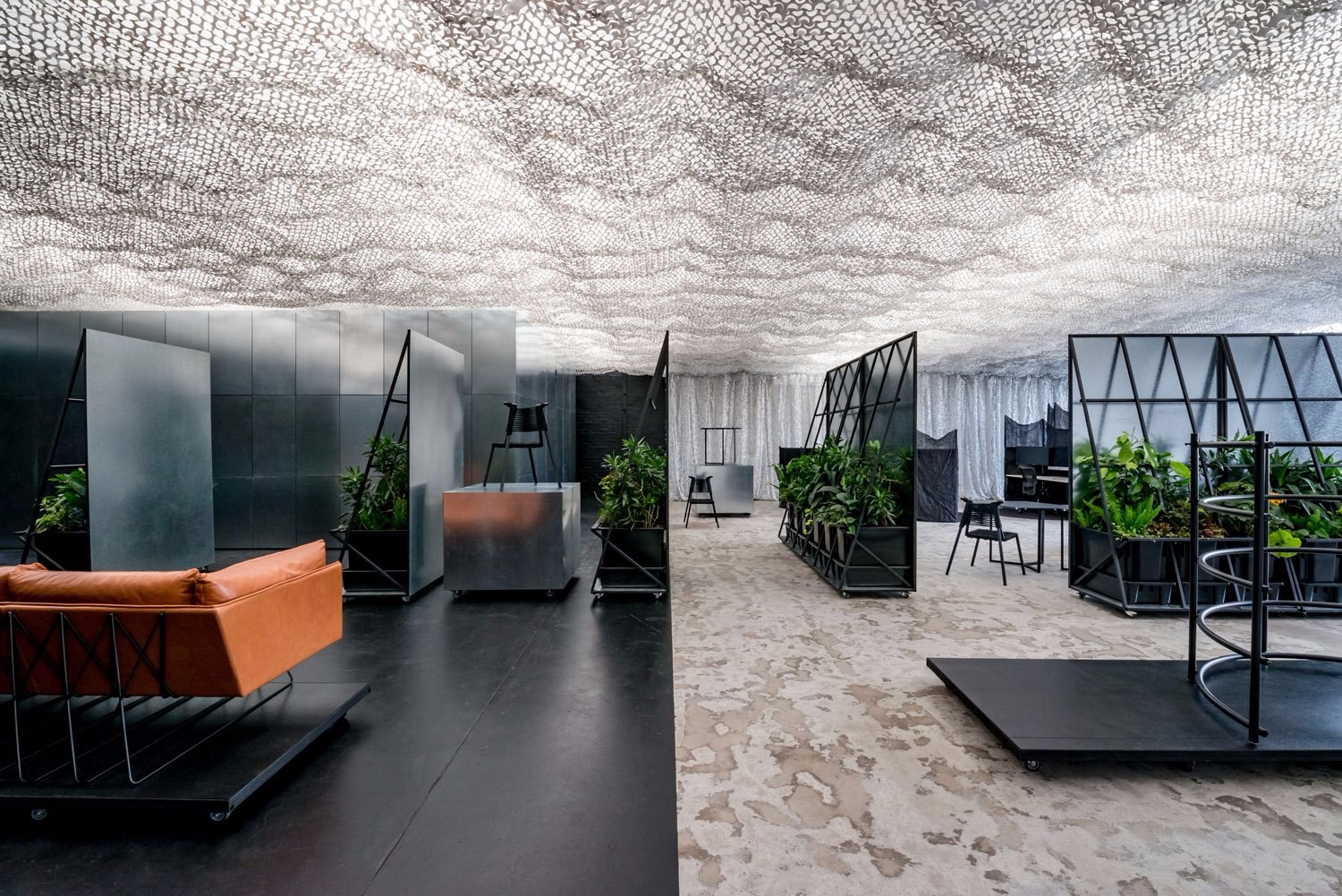 多元空间的无限可能——RUSSELL & GEORGE 的一站式工作休闲场所-20