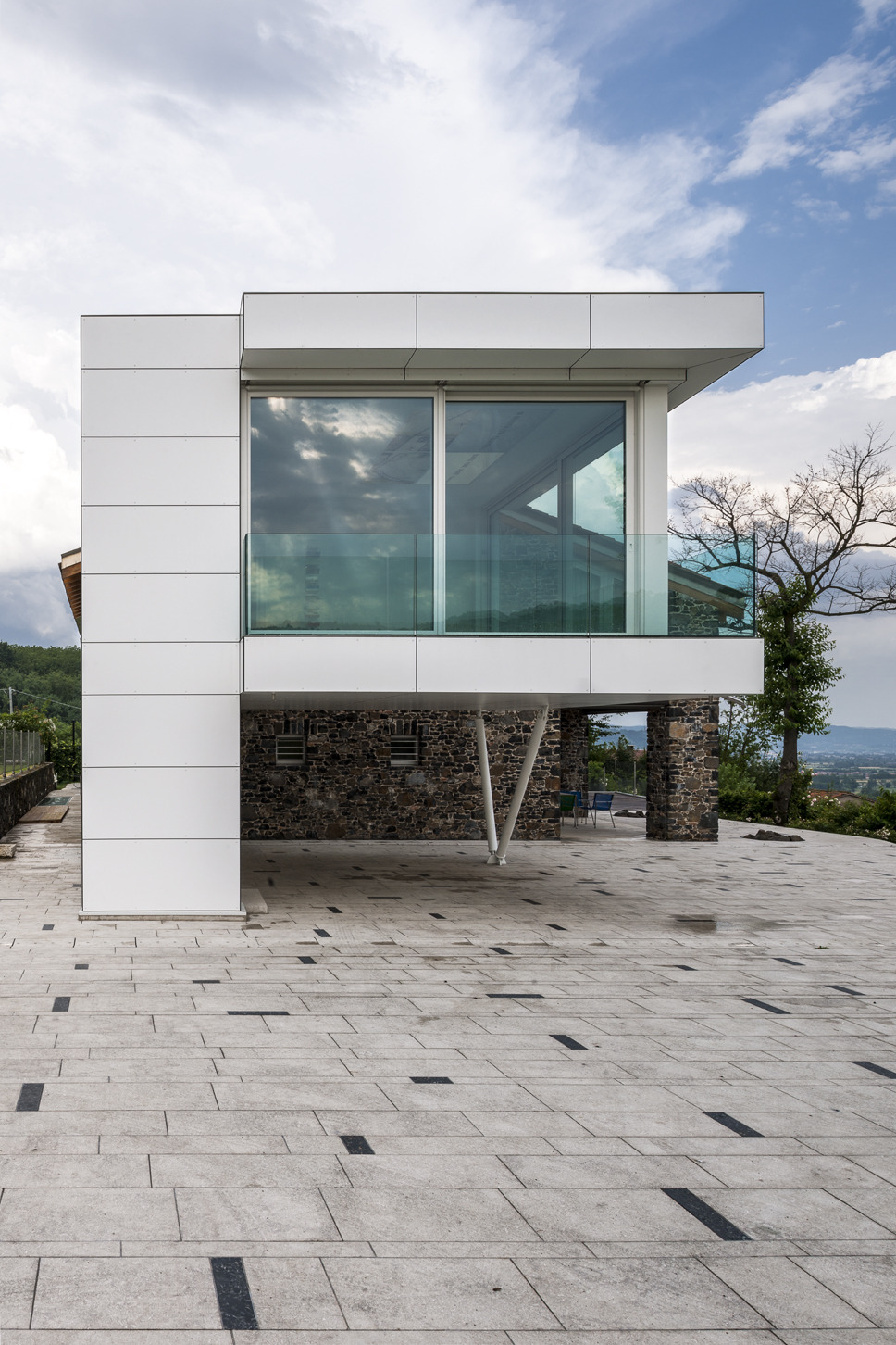 意式乡村风格住宅设计-11