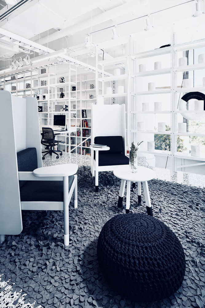 墨西哥 Cadena 概念设计总部 | 黑白平衡的微观宇宙-29