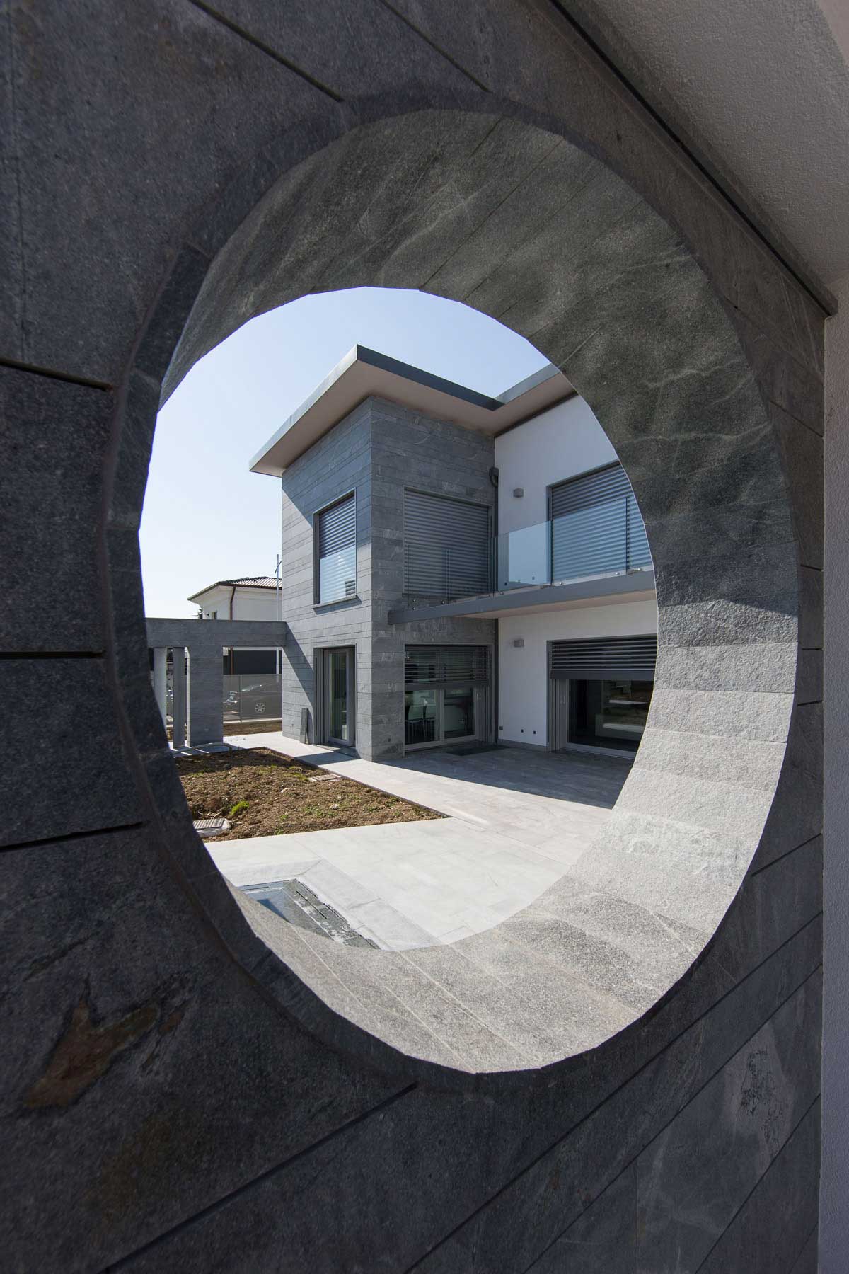 米兰别墅 | 现代简约与温暖质感的完美结合-8