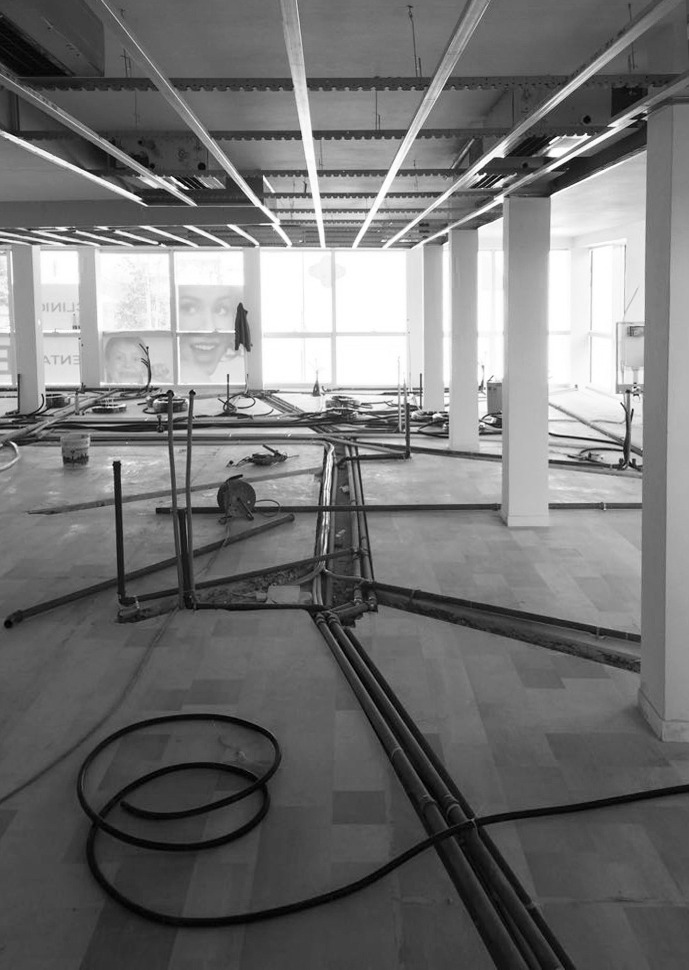 2017 年威尼斯新牙科诊所设计 | 舒适与专业的完美结合-11