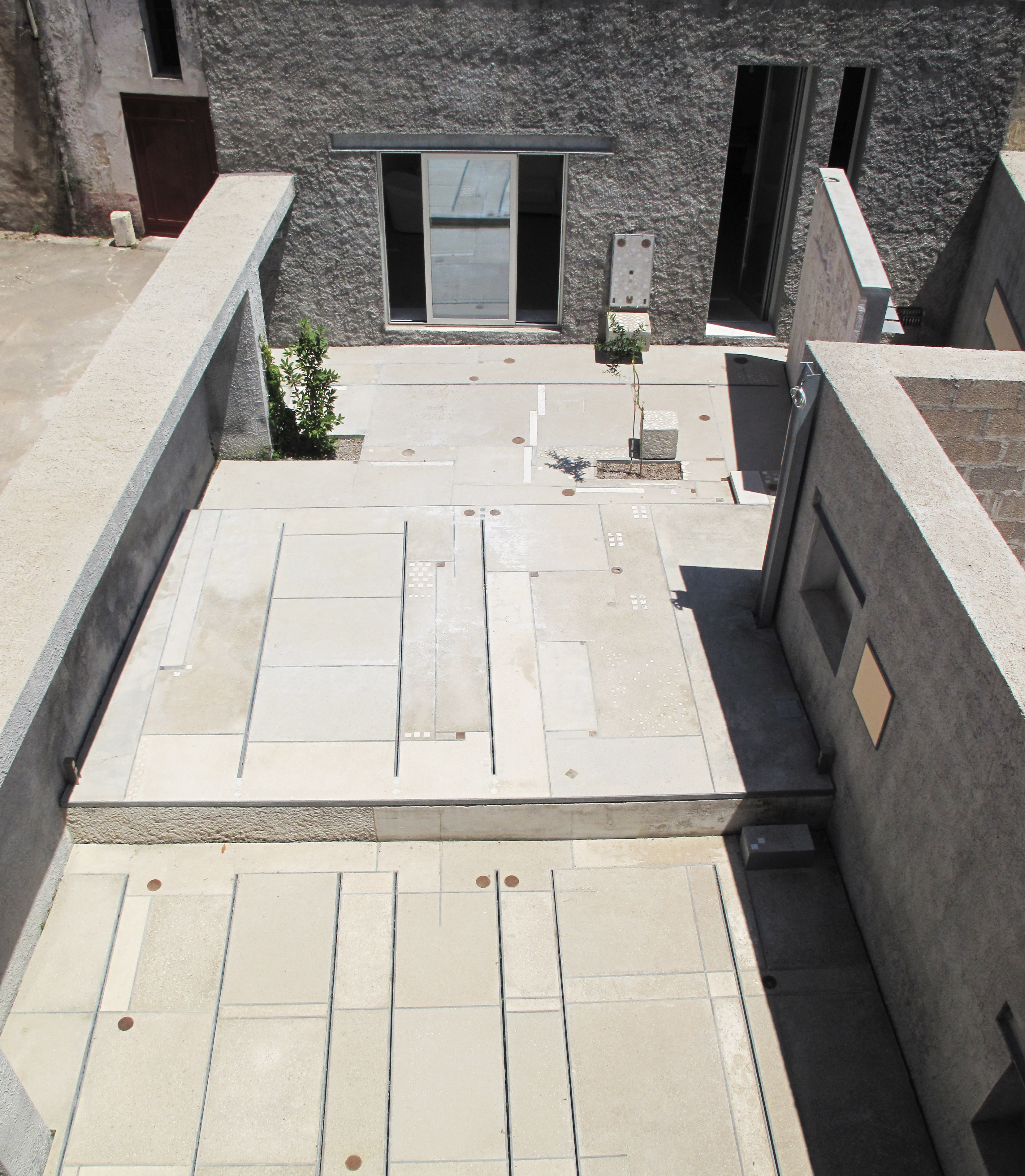 经典与现代并融，Kiasmo 总部室内设计-24