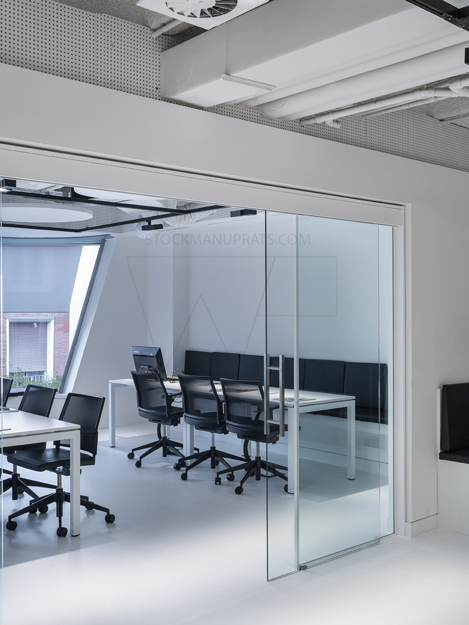 Open space area - interior design modern offices-2