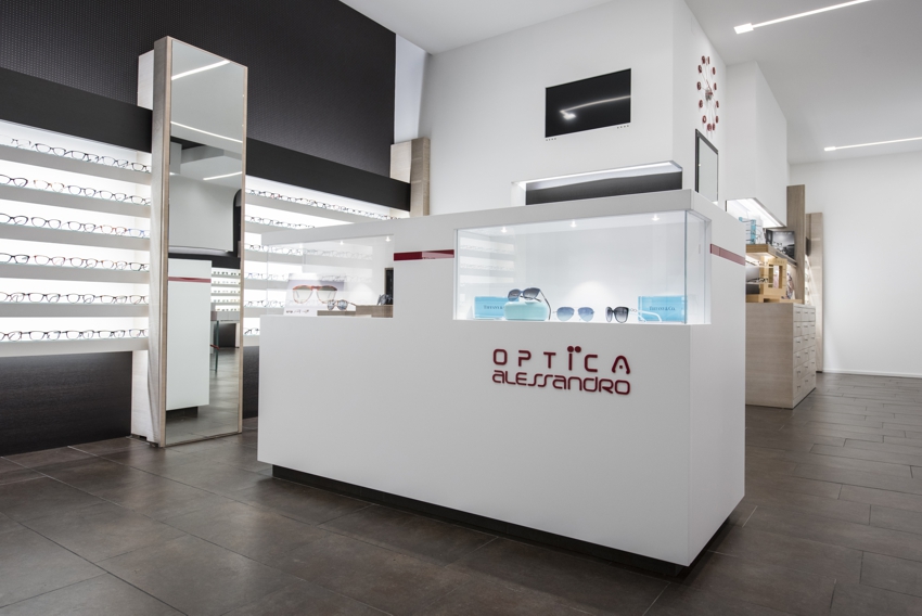 意大利光学店 Alessandro Optica 翻新设计-1