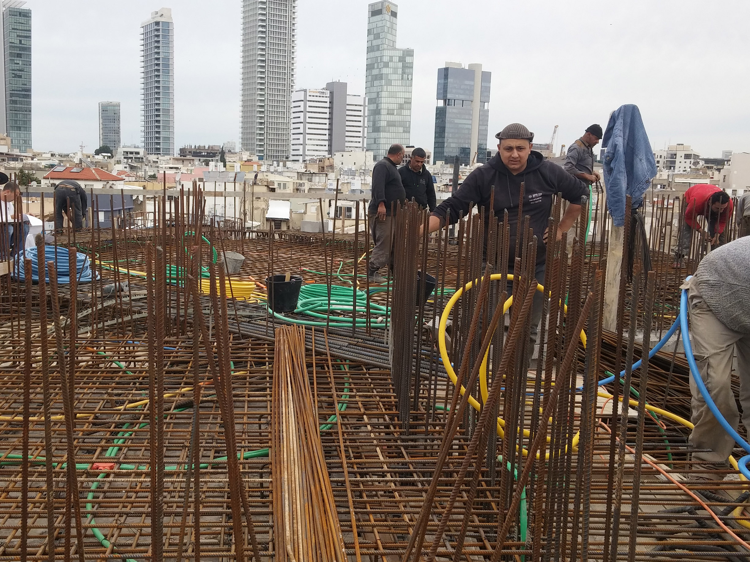 经典公寓楼的现代改造,打造多样化住宅空间-5