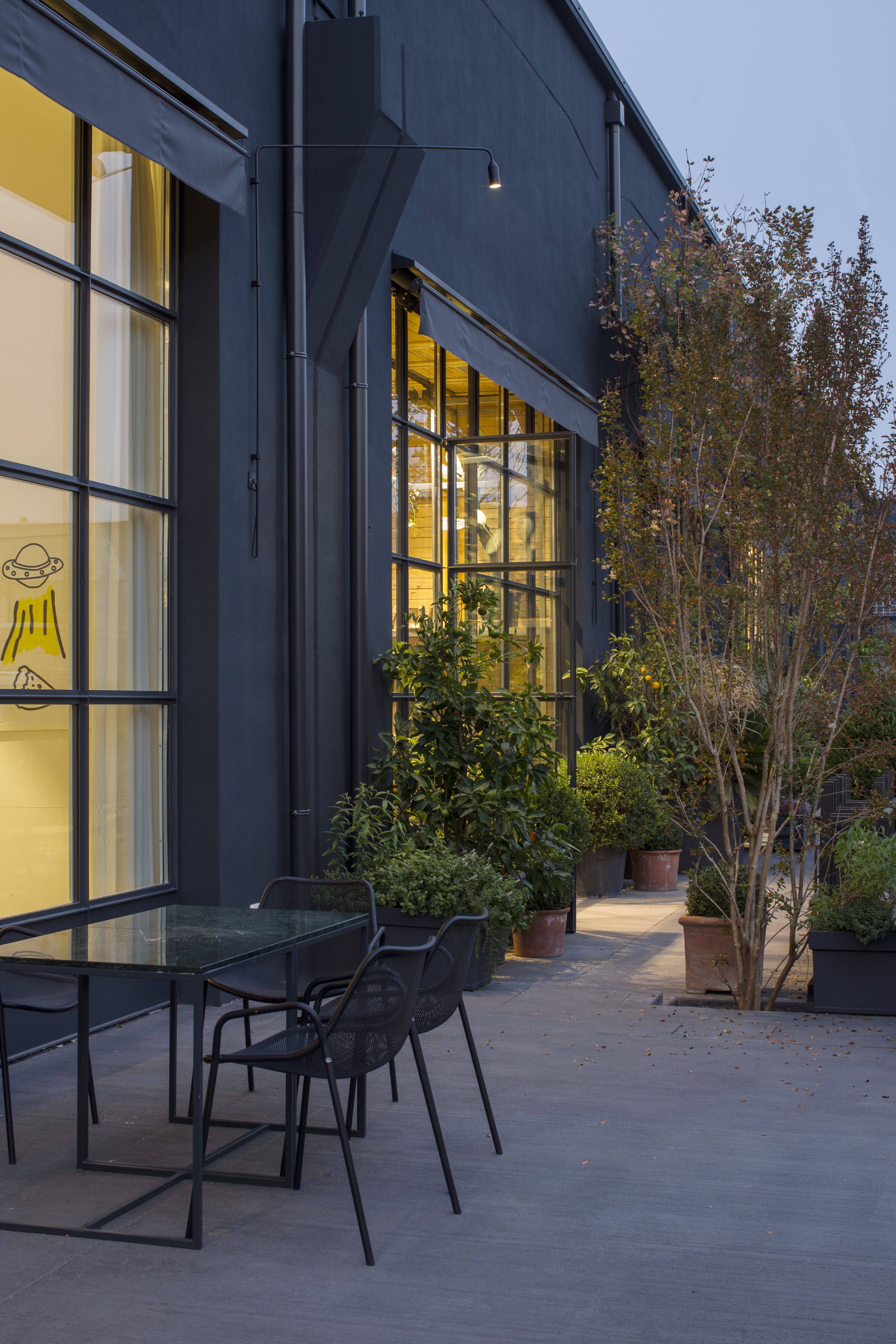 Olivieri 糕点店 | 旧工厂焕发新生命-31