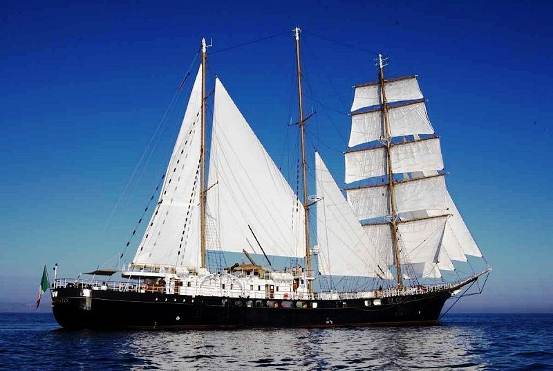 《风之夫人》1962 年波兰三桅帆船室内设计-7