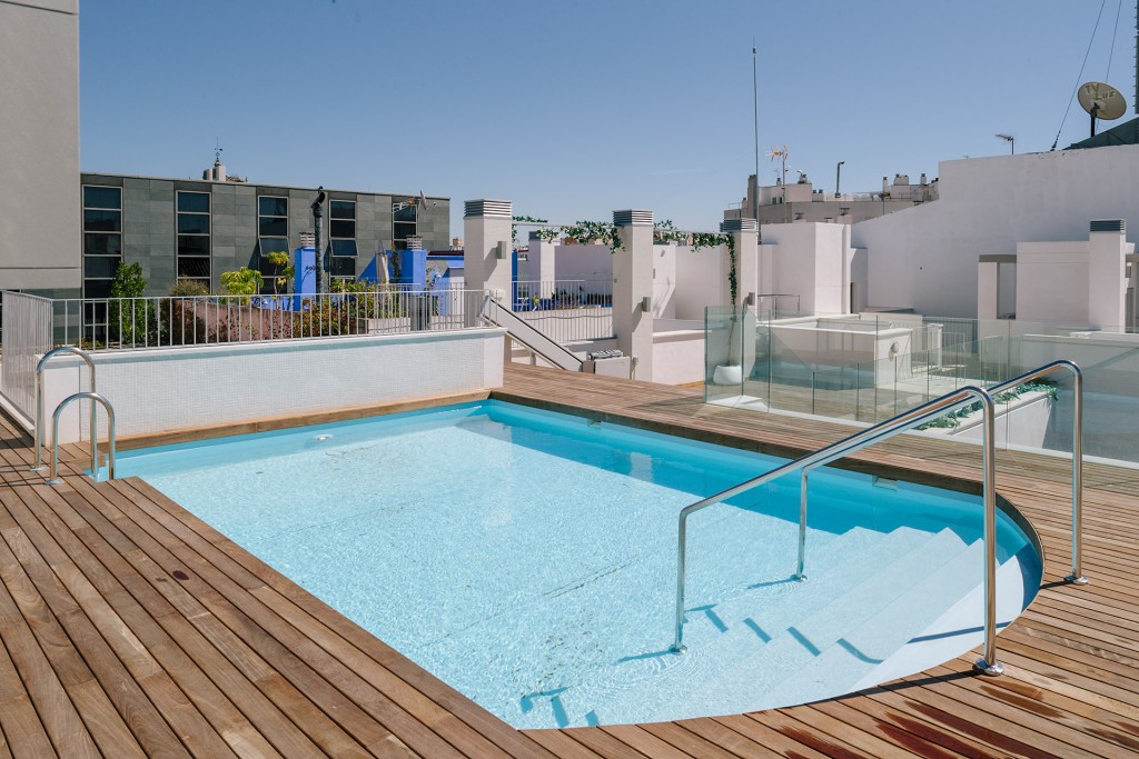 融合历史与当代的塞维利亚多户住宅-29