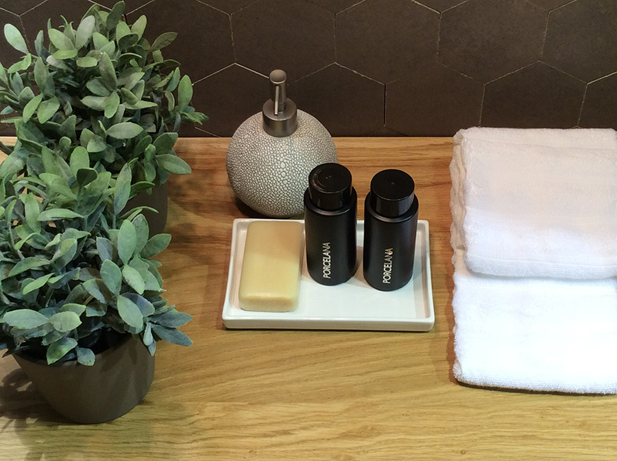 酒店客房式展览空间-16