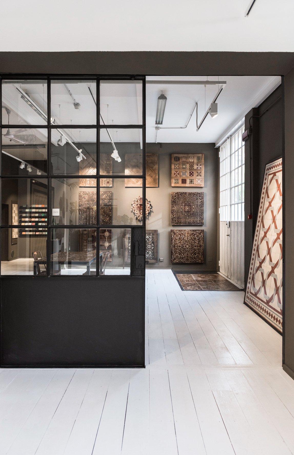 Officine Milano 室内设计展示空间-7