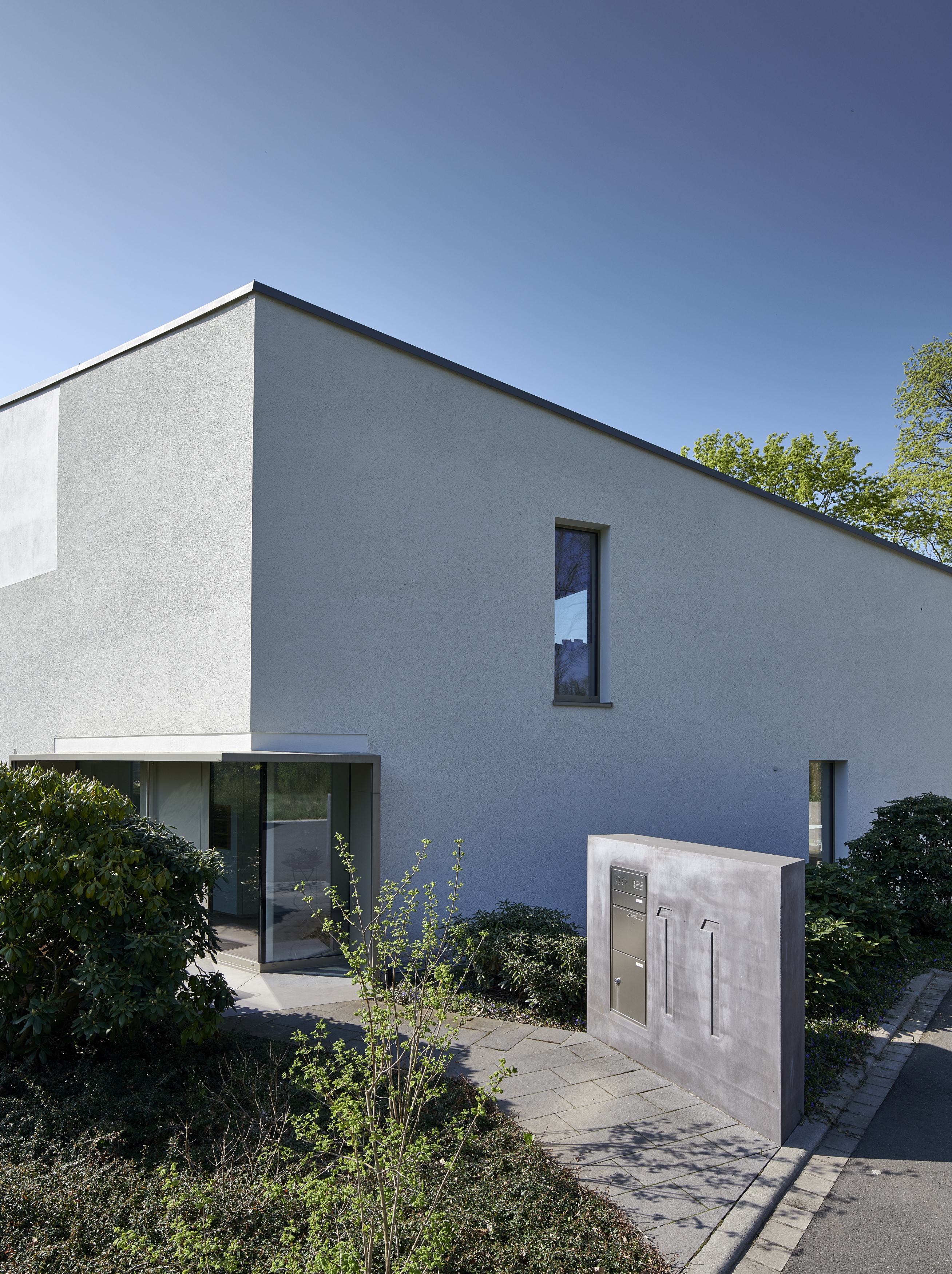 德国 Erlangen 三角地块上的绿意住宅-9