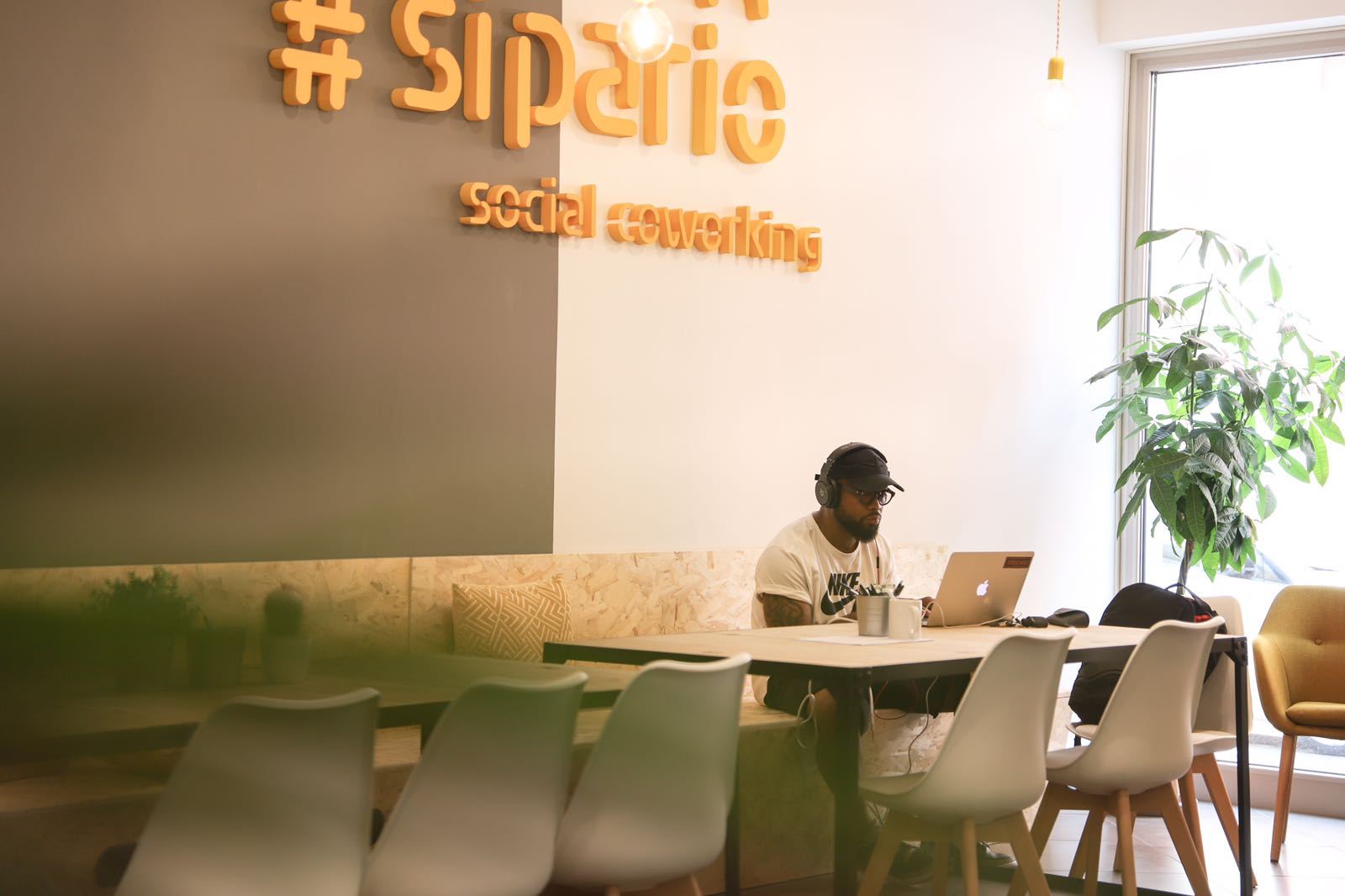 共享办公空间"Sipario"的室内设计魅力-14