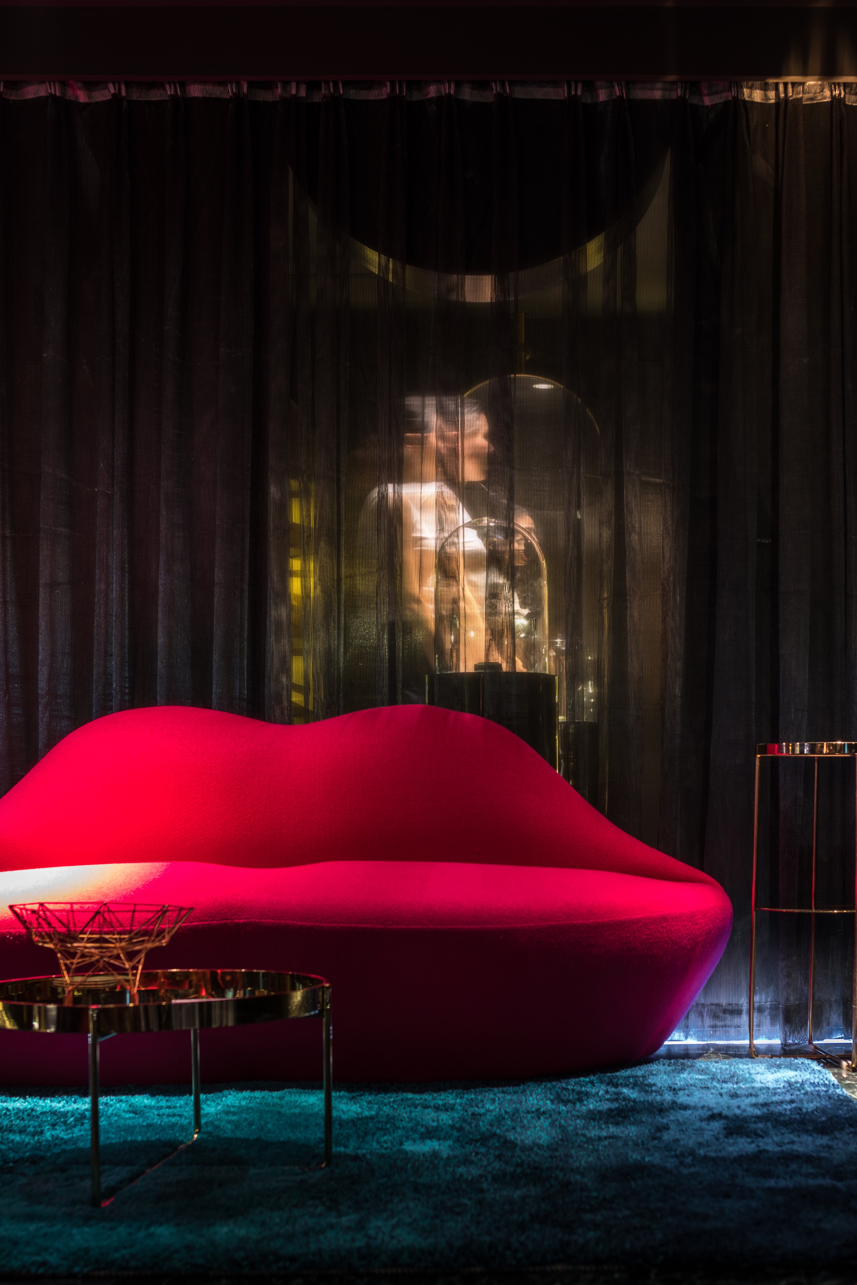 心灵之窗 | 郑一珠宝展示空间-4