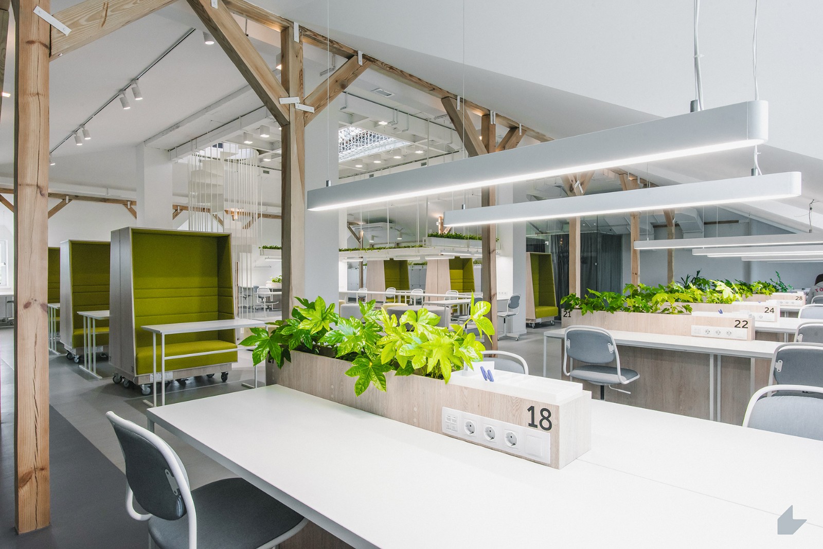 为办公注入活力，380m²乌克兰联合办公空间  Leo Duk Design-2