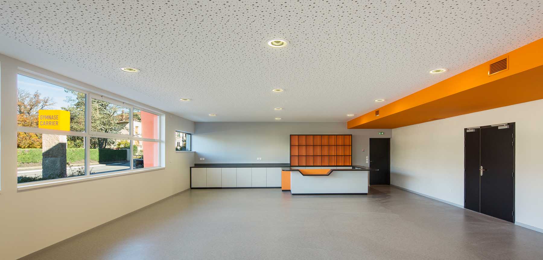 圣马塞尔林卡里尔体育馆修复-23