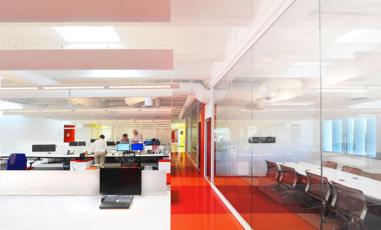 洛杉矶医疗办公室的现代复兴-7