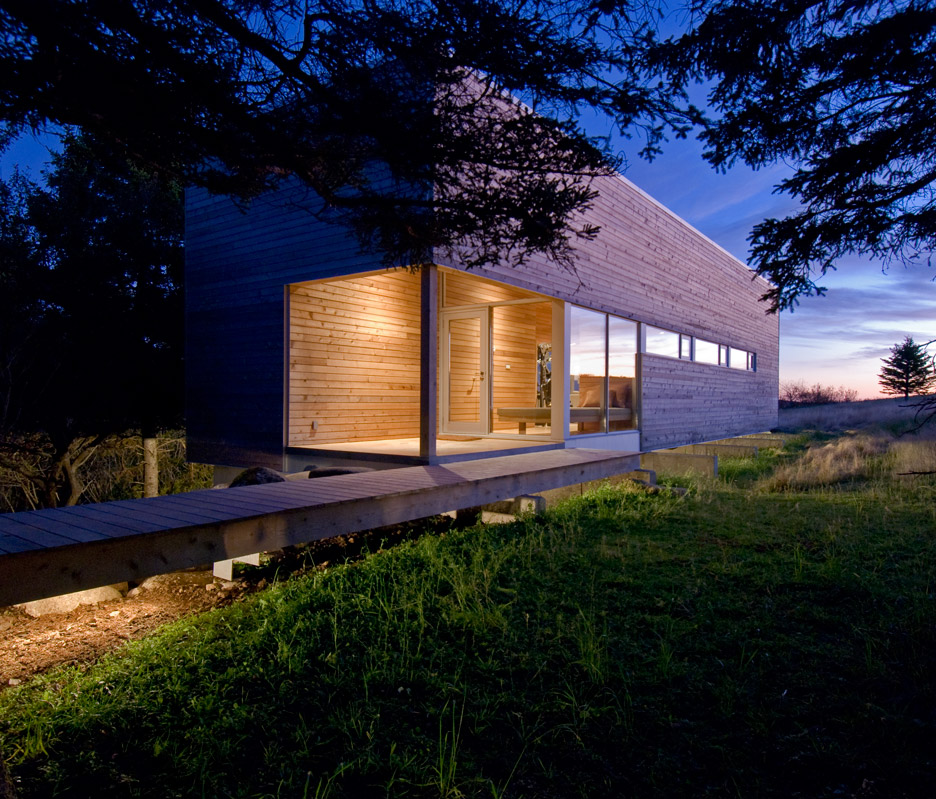 麦凯·莱昂斯·斯威特艾普尔给新斯科舍的房子增添了水疗设施-6