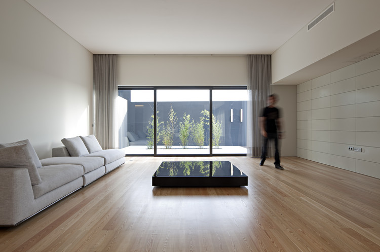 葡萄牙 Guimarães 三层别墅-16