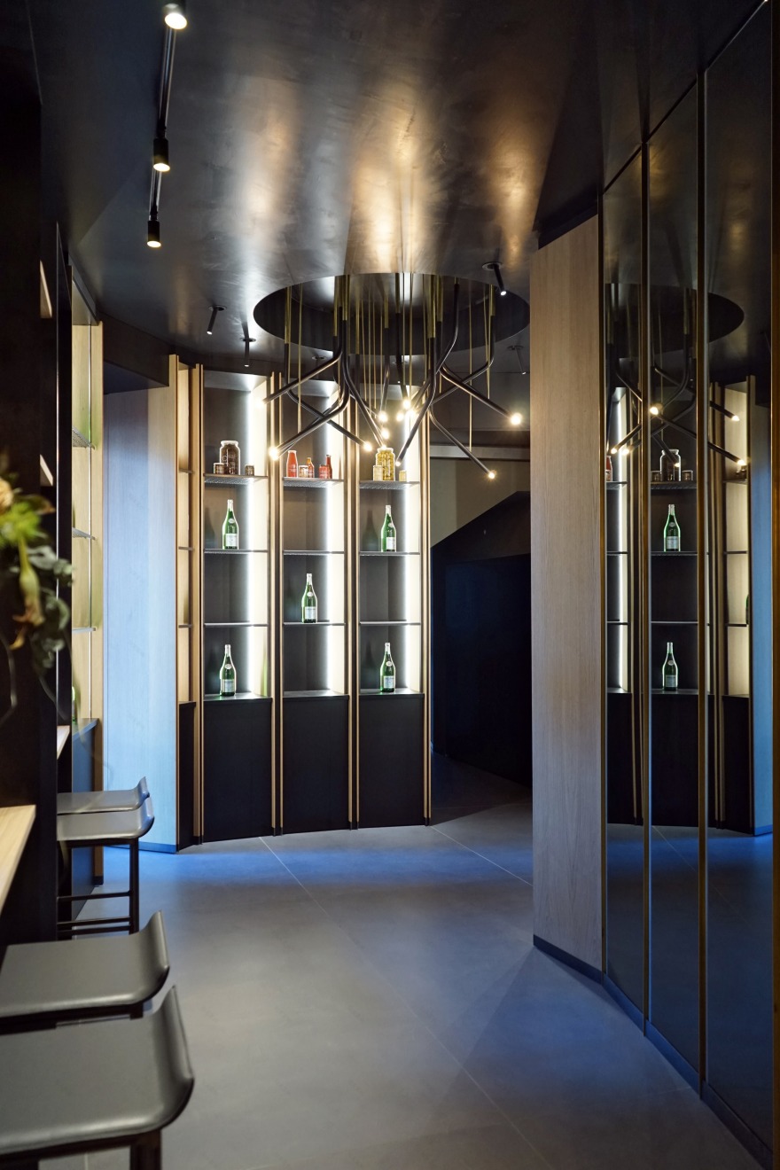 米兰 Studio SGSM 设计工作室打造独特酒吧空间-16