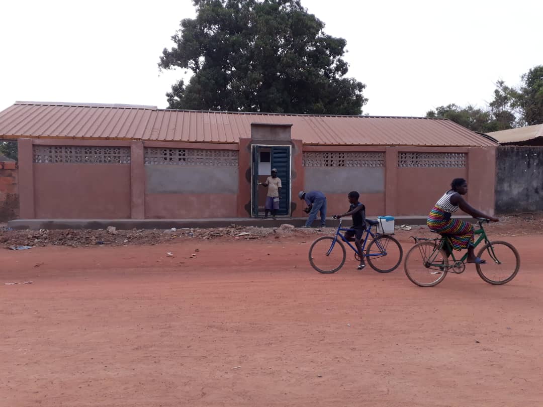 雨林中的营养中心—— Guinea Bissau 的 Farim 村项目-10