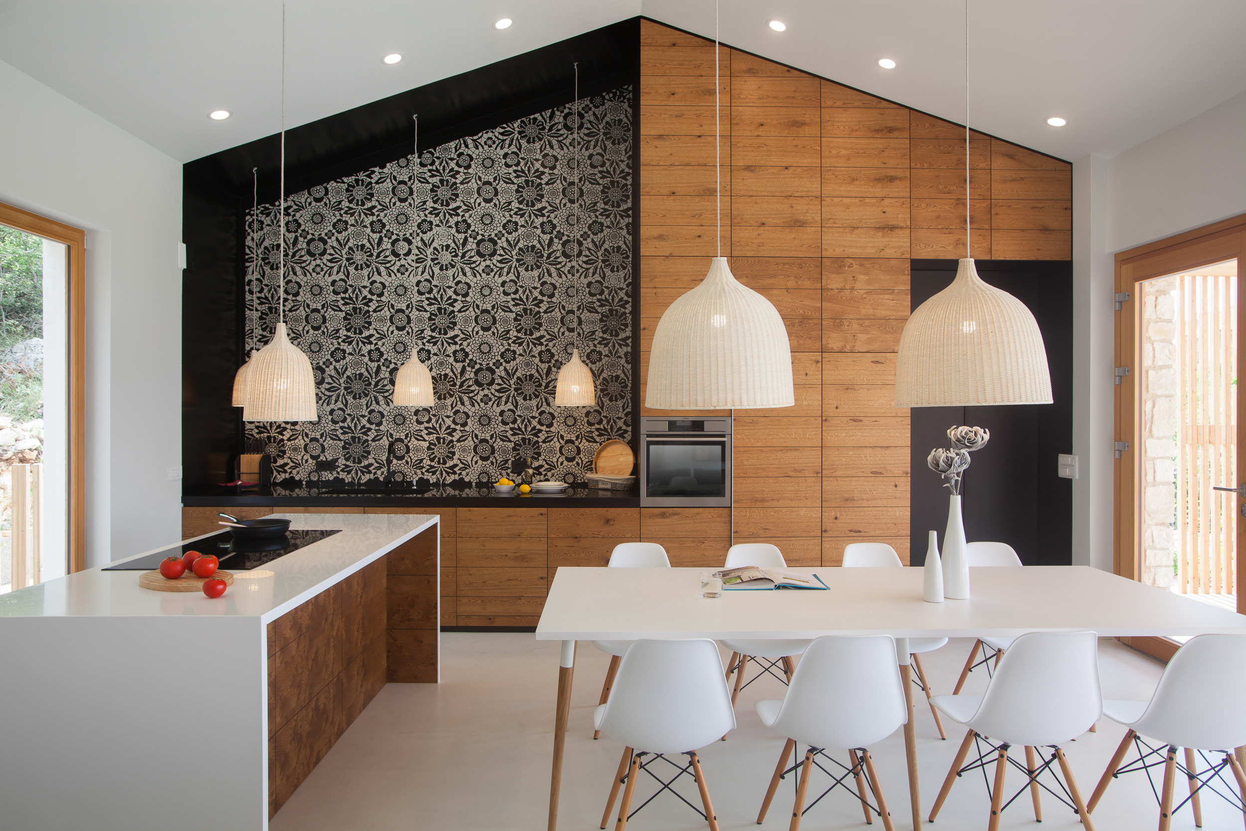 克罗地亚私人别墅 | 自然风格与工业风完美融合-0