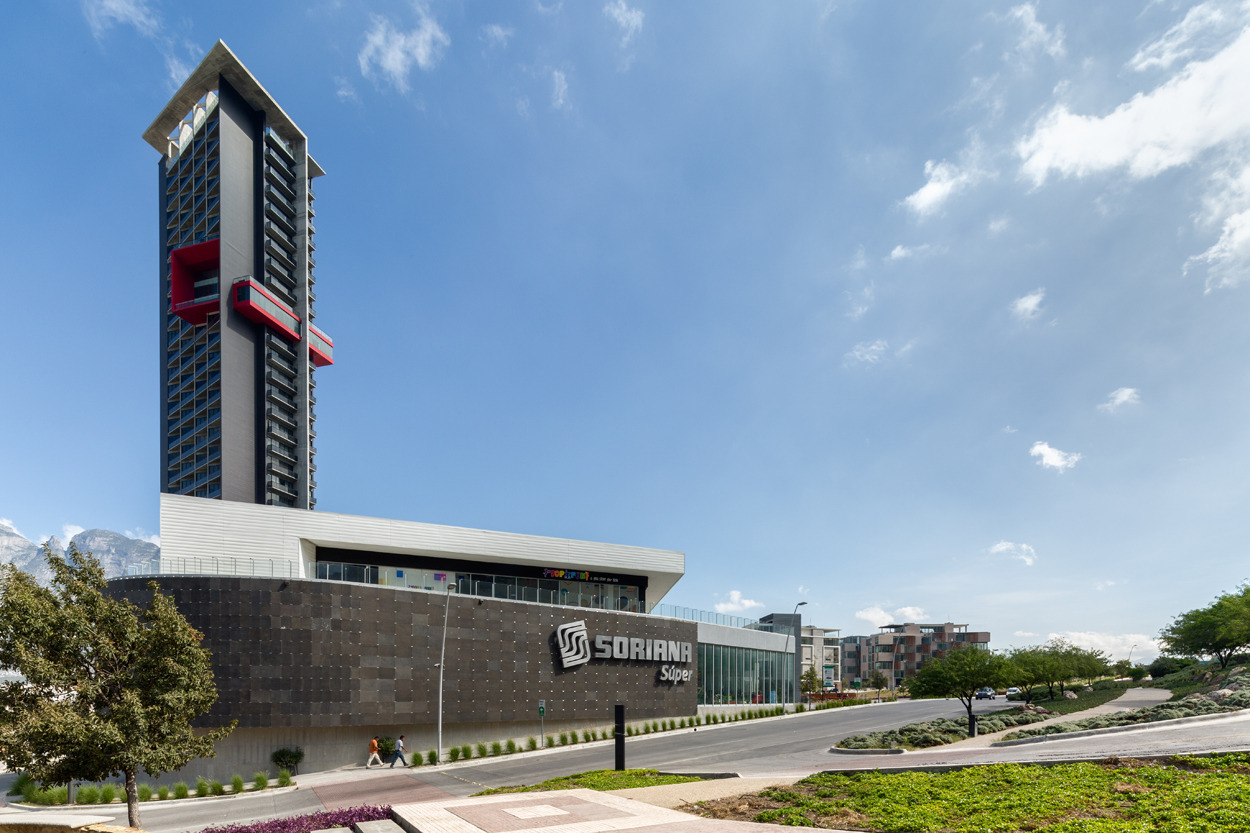 墨西哥 Soriana EMMA 2015 购物商场 | Miguel de la Torre Arquitectos 打造繁华购物天堂-9