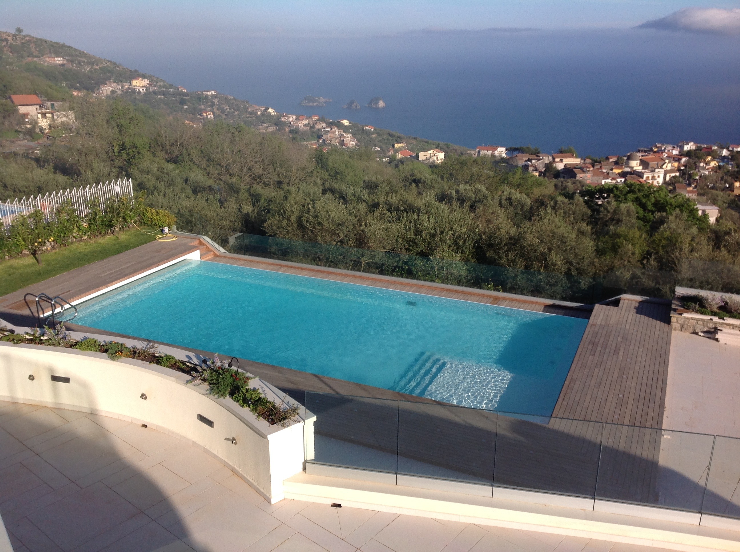 白色 PVC 装饰的海洋天堂游泳池-12