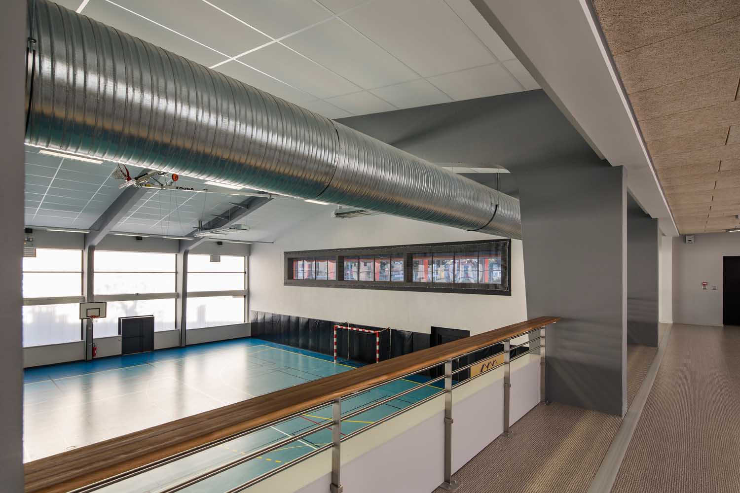 圣马塞尔林卡里尔体育馆修复-49