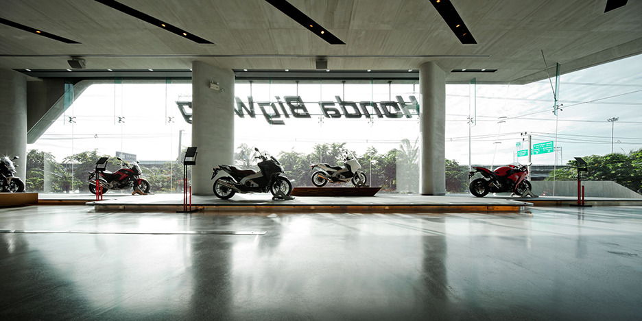 本田大翅膀摩托车展厅-5