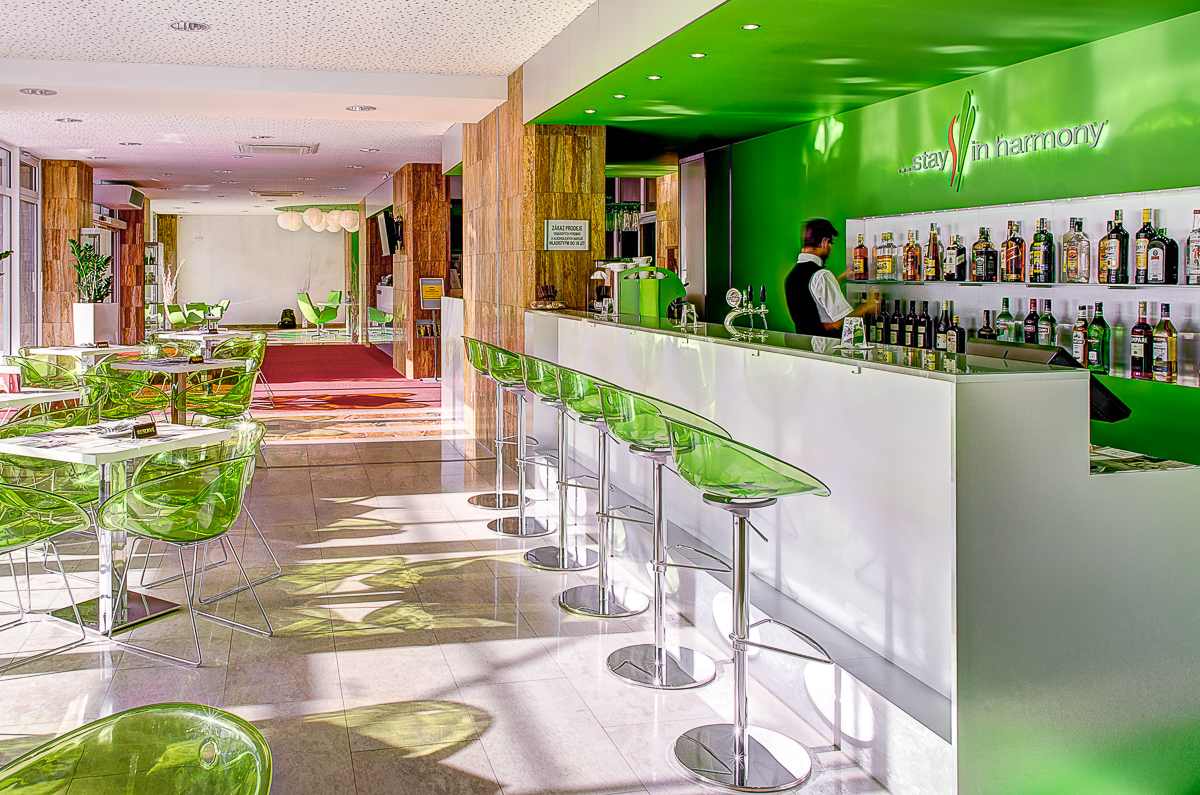 2015 年城市酒店和谐厅的现代改造-6