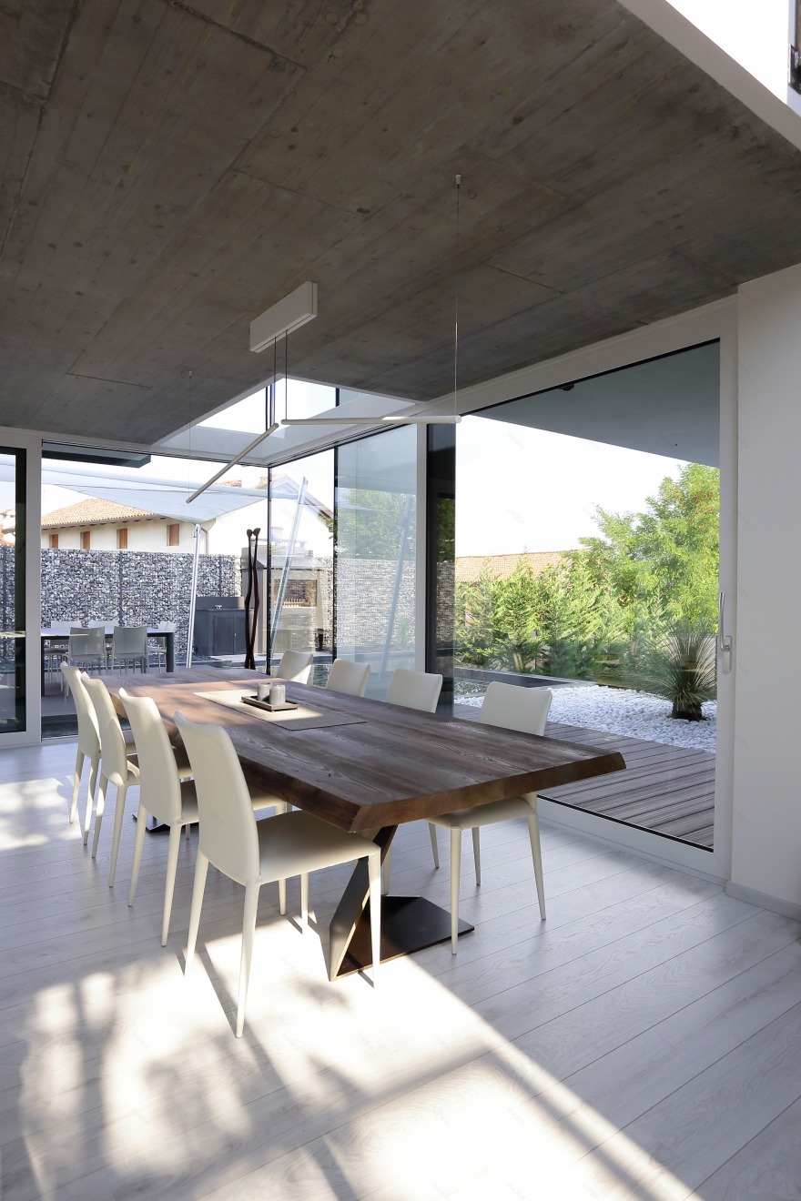 光影交织的"Villa di Luce e Riflessi"-37