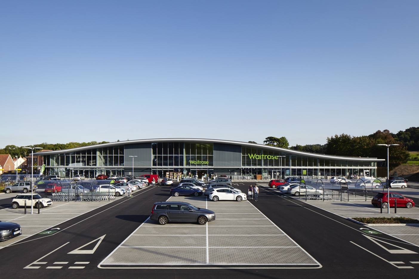 Waitrose Bagshot 绿色环保商业建筑设计-1