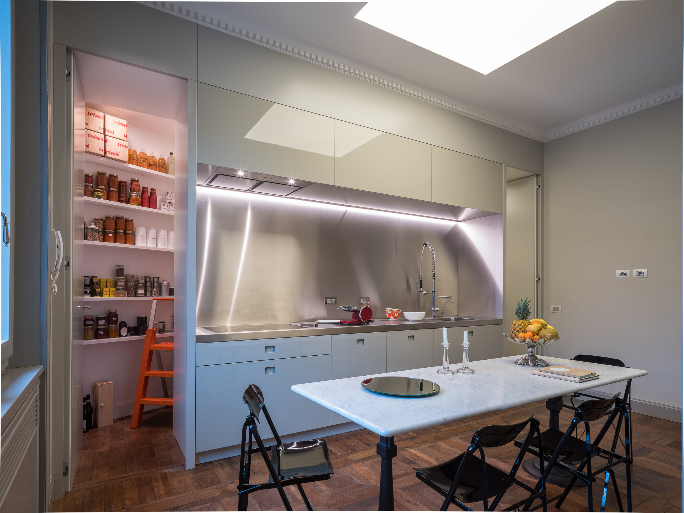 绿橙相间的米兰百年公寓翻新记-15