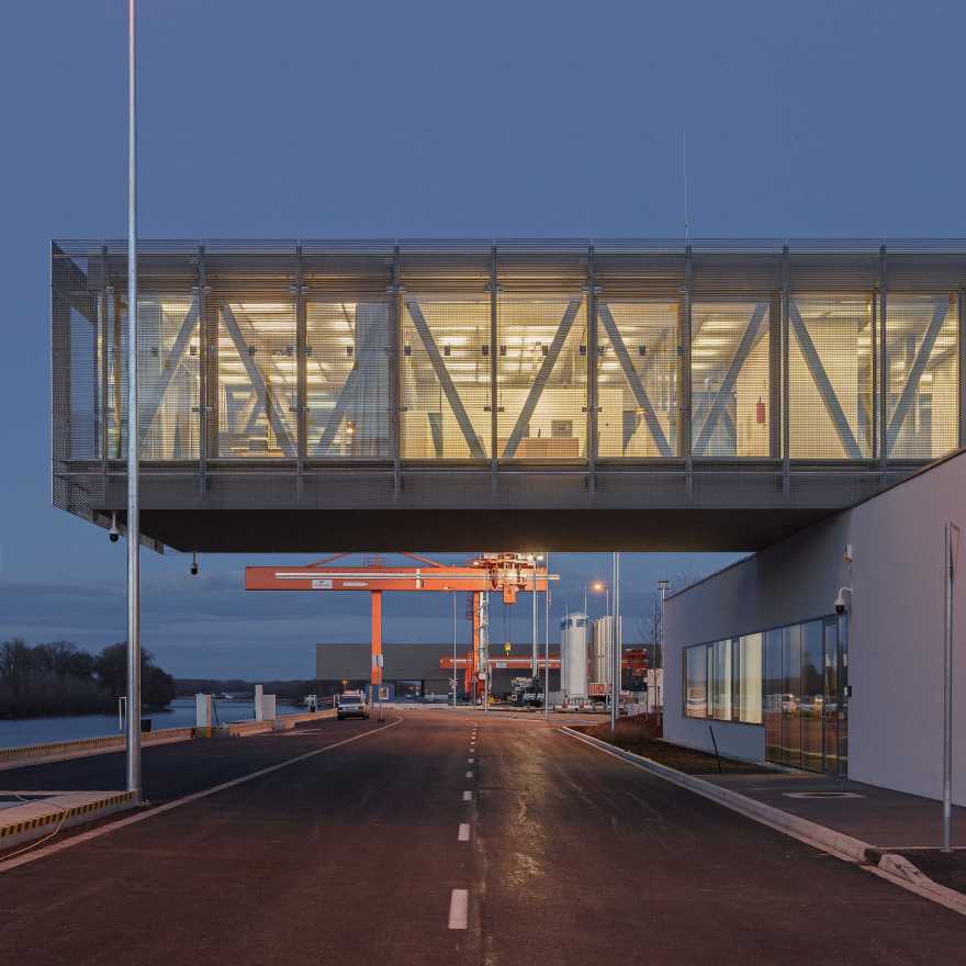 Győr·G NYű国家公共港口控制大楼-41