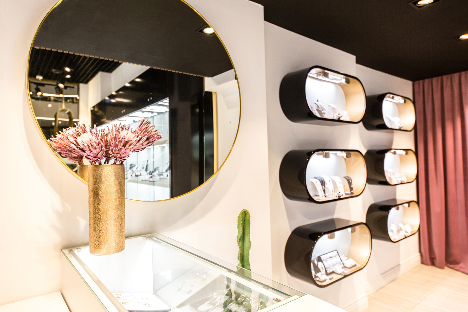 2017 年完成的 ORO 珠宝店室内设计-9