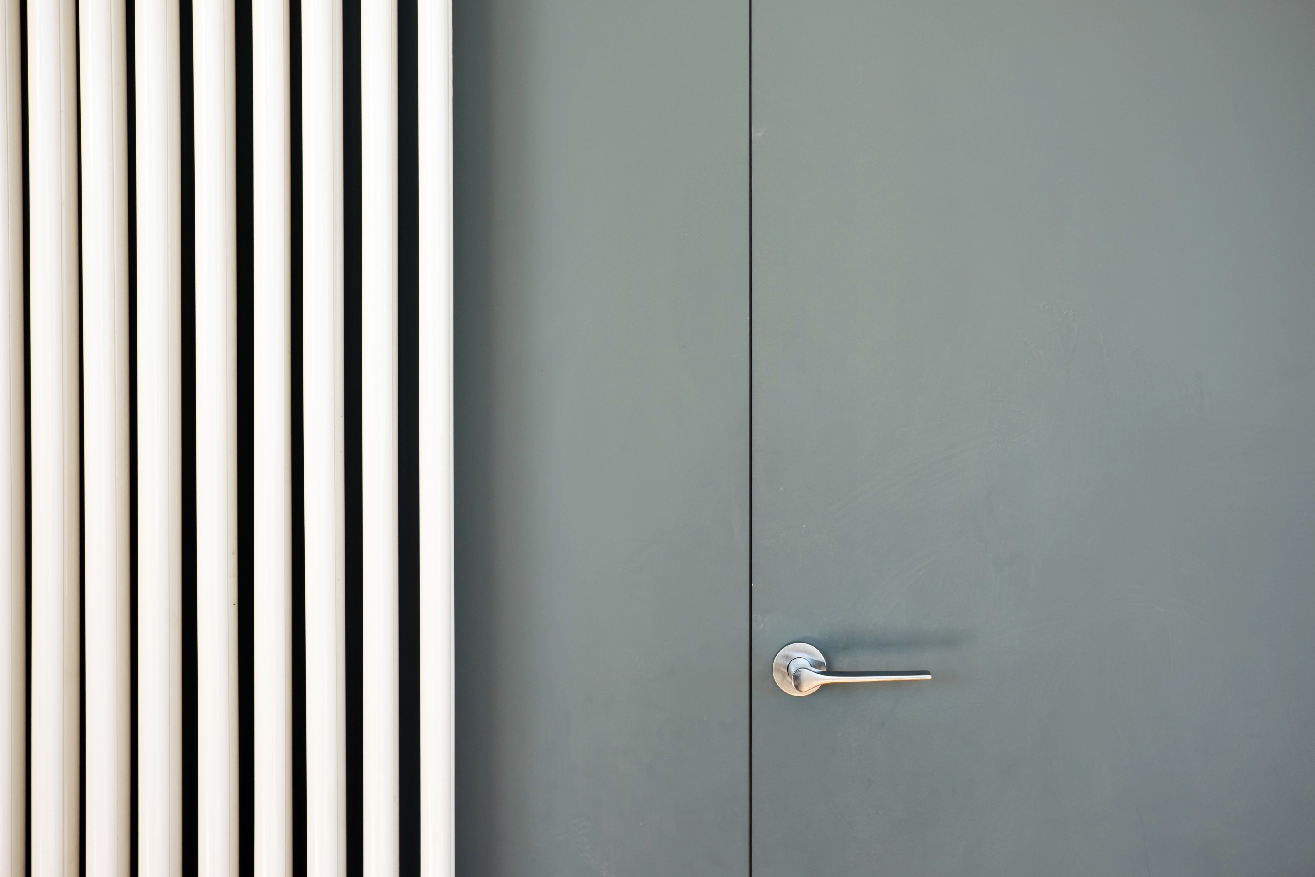 米兰公寓的精致生活 - 个性化家具与照明设计展现独特魅力-28