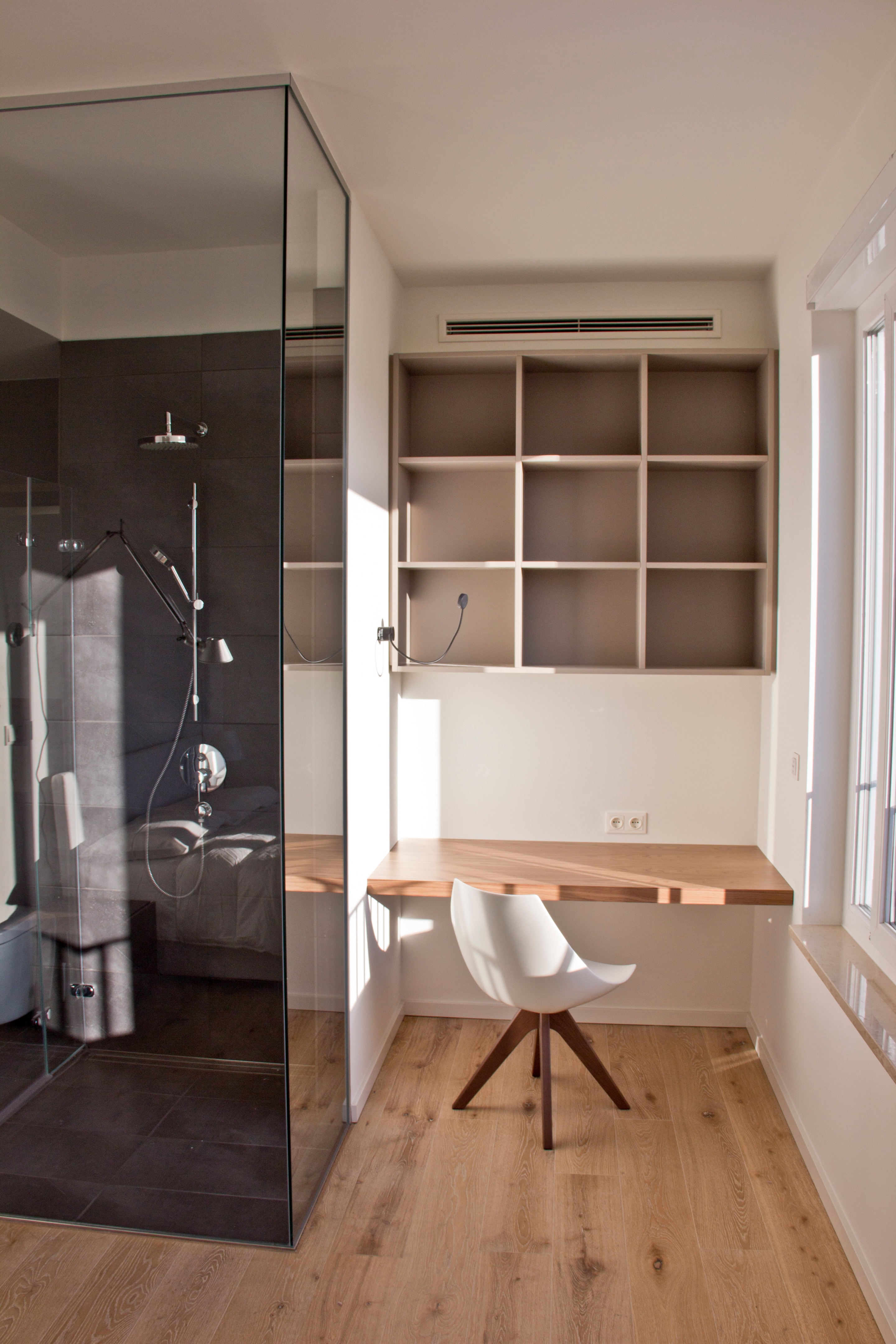 柏林中心顶层公寓的现代意式设计-20