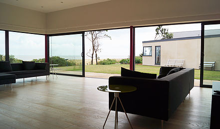 英国海滨别墅“Ness House”的室内设计亮点与趋势-3