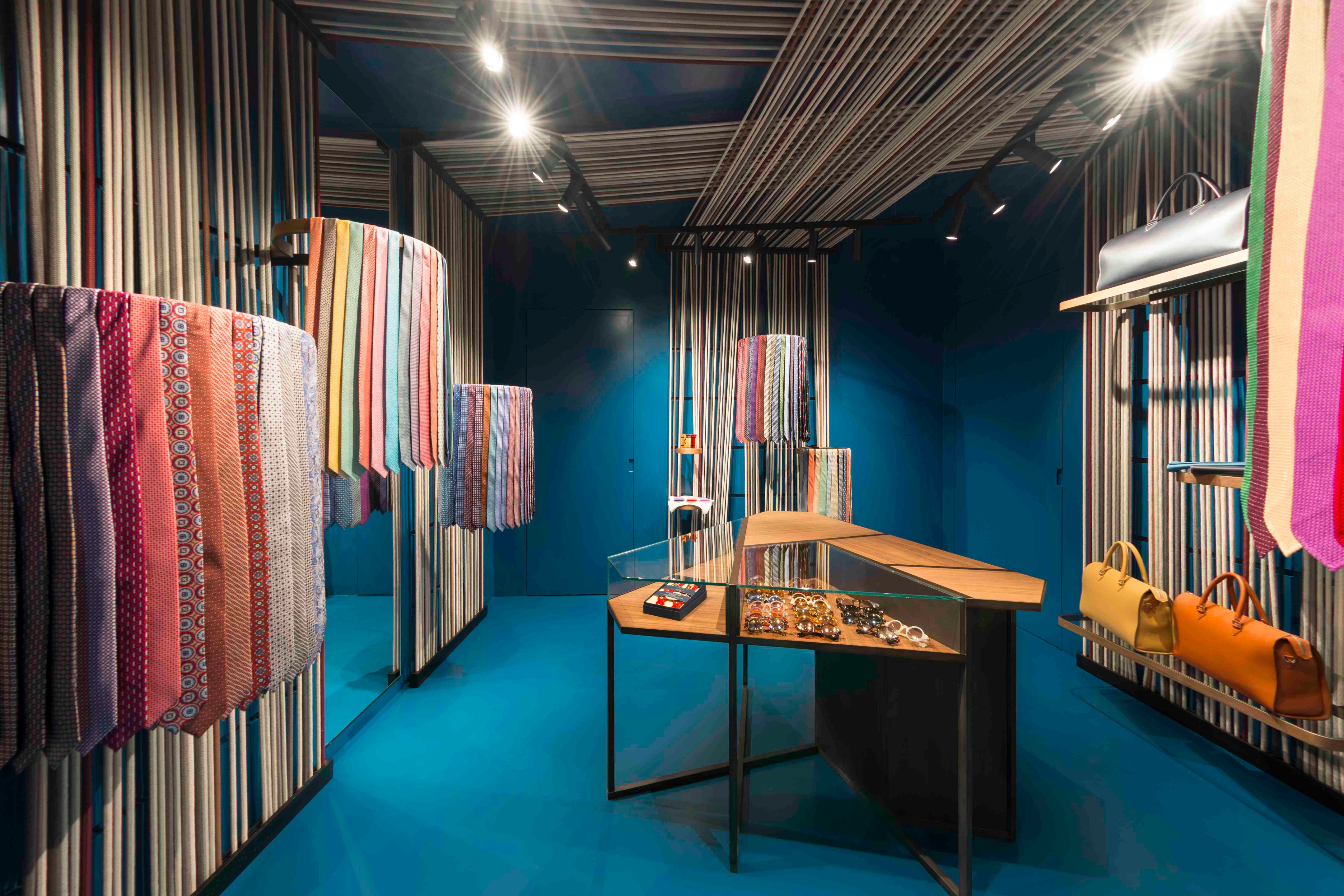 米兰 Masel 精品店-2