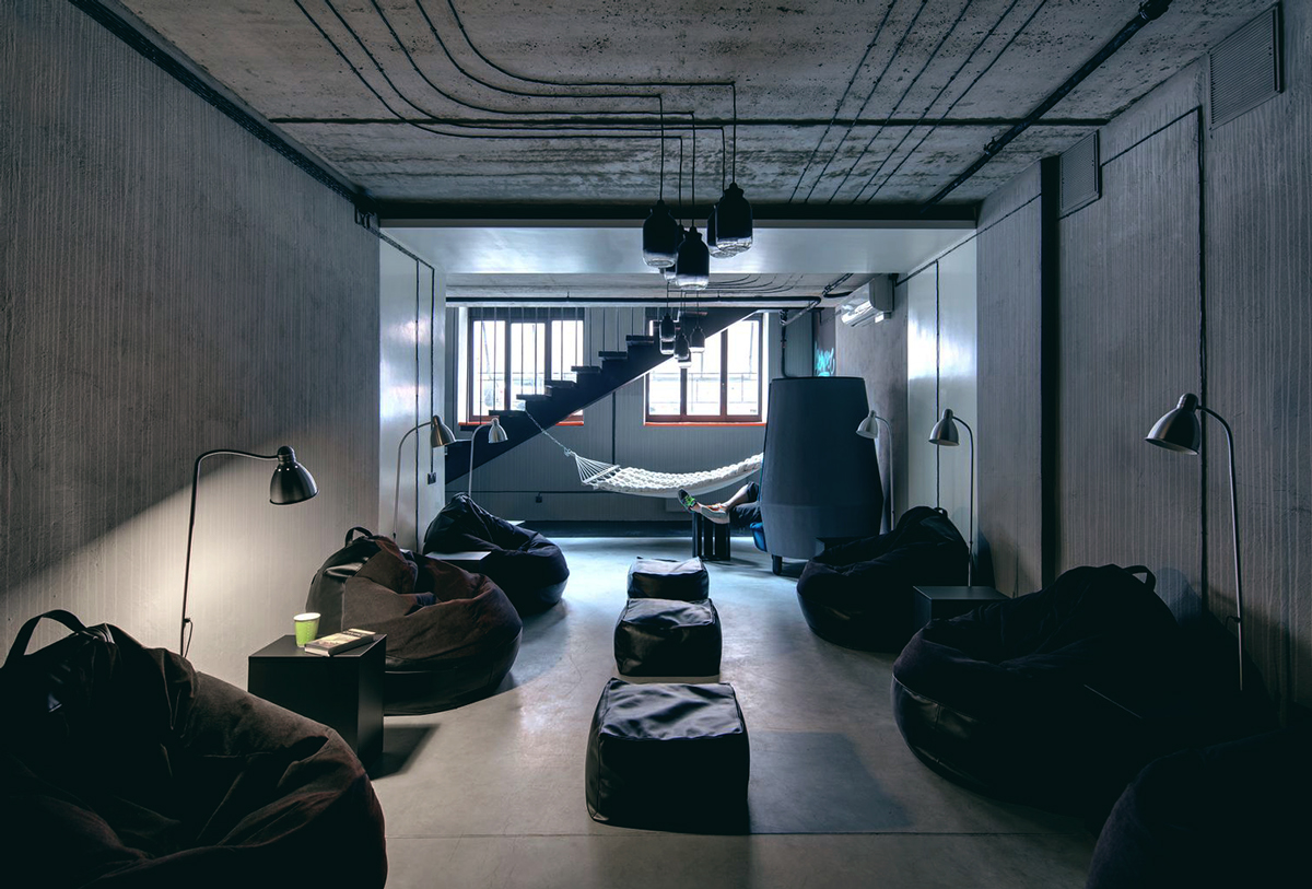 BOTAN Library Ukraine, Kyiv, Vozdvizhenka-4