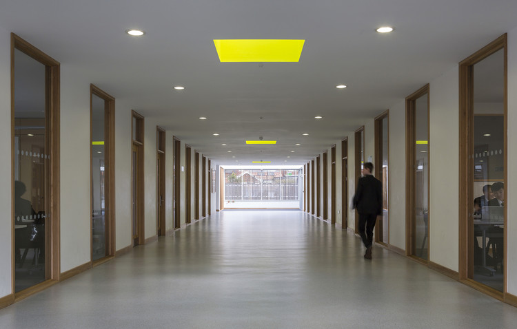 伦敦卡沙尔顿男孩体育学院新教学楼-16