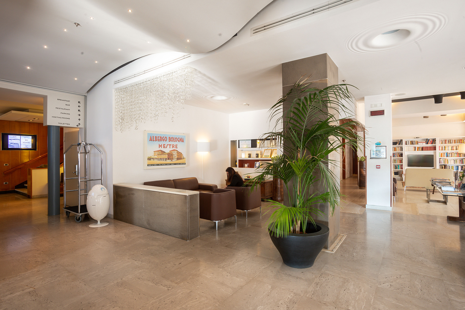 Best Western Plus Bologna 酒店室内设计-1