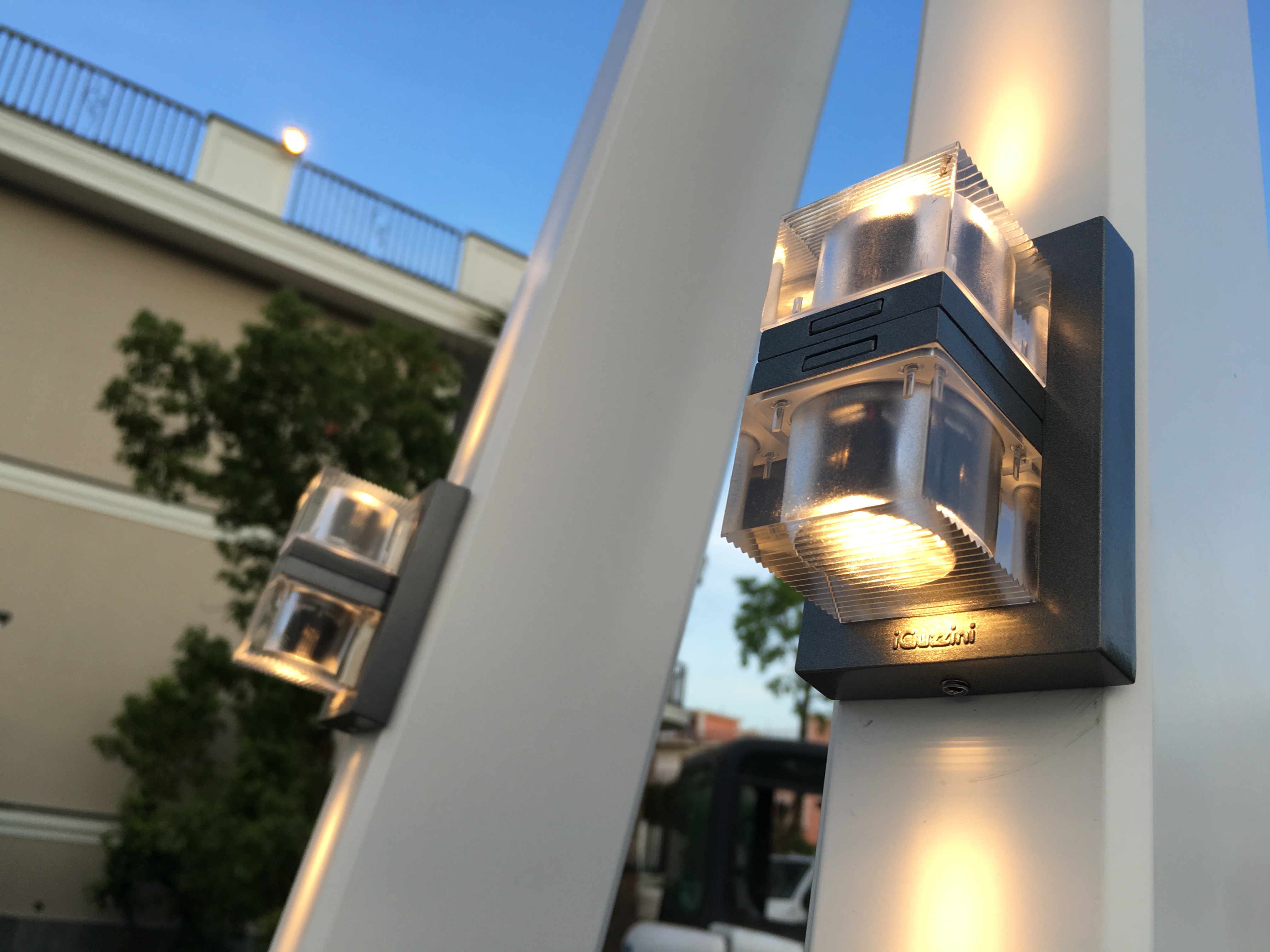 私人住宅花园设计，光影交错打造独特空间-2