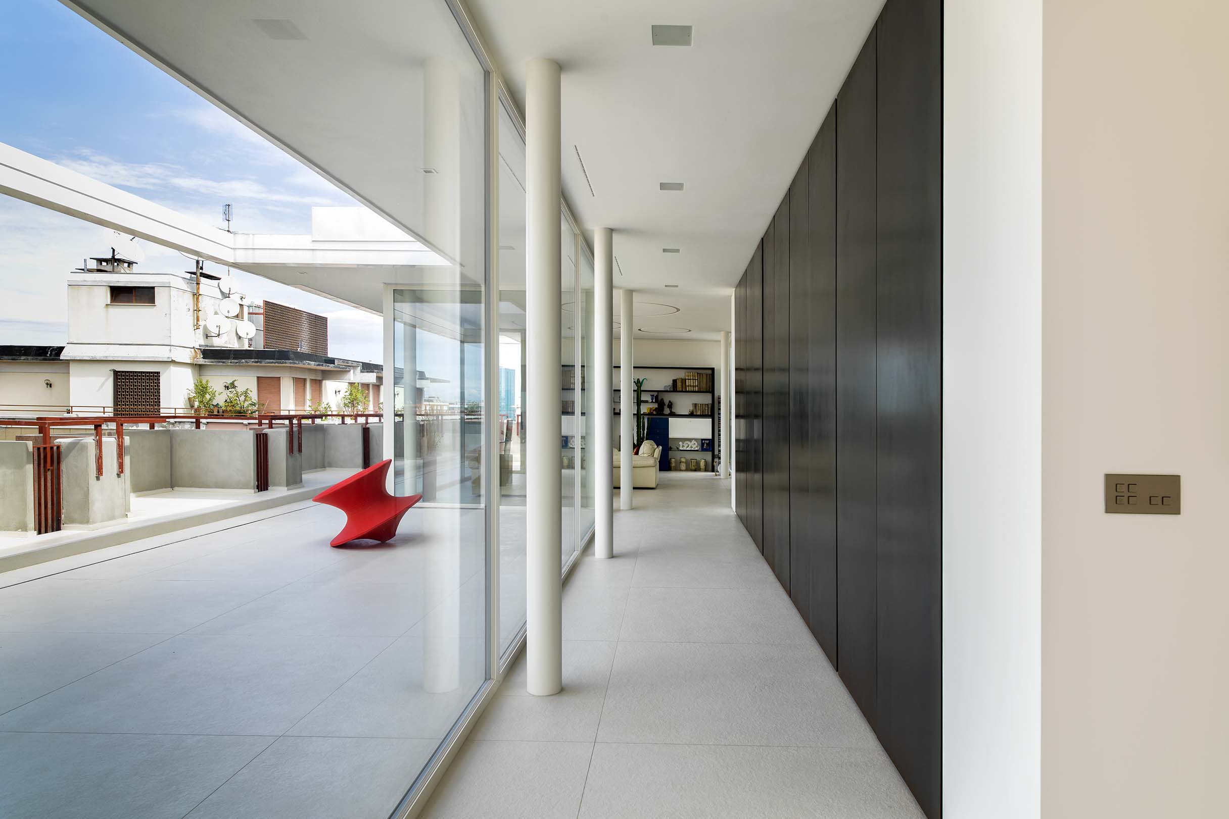 意式风情 Padova 顶层公寓的 360°全景视野-2