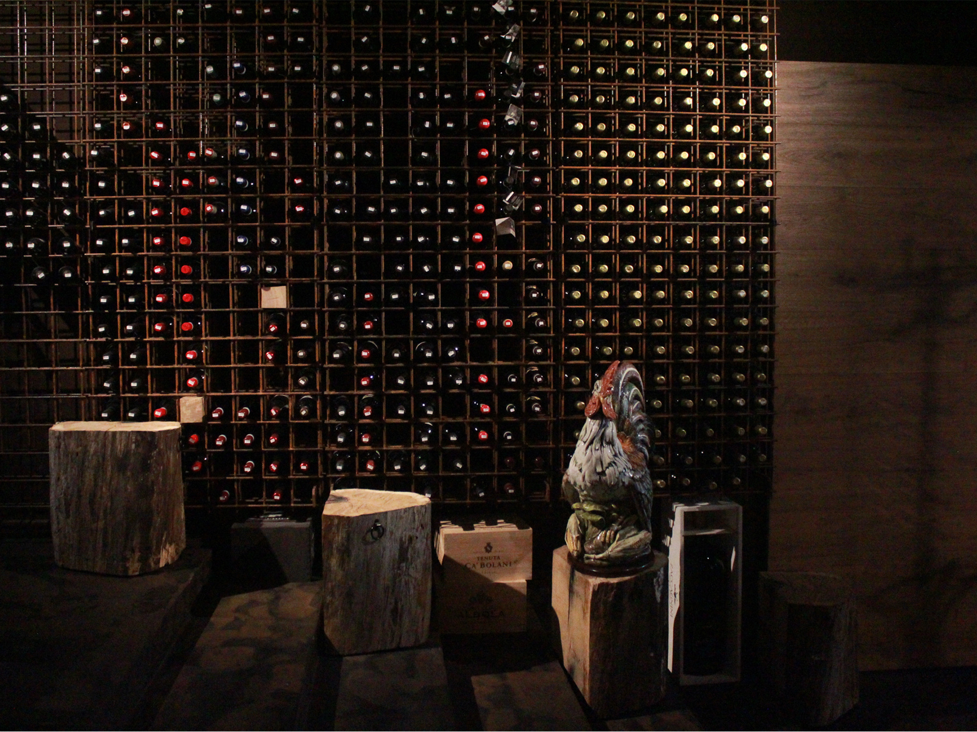 意大利地下葡萄酒图书馆餐厅设计-11