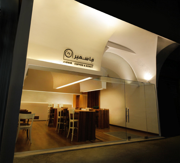 伊朗传统建筑风格与现代咖啡馆的完美融合-5