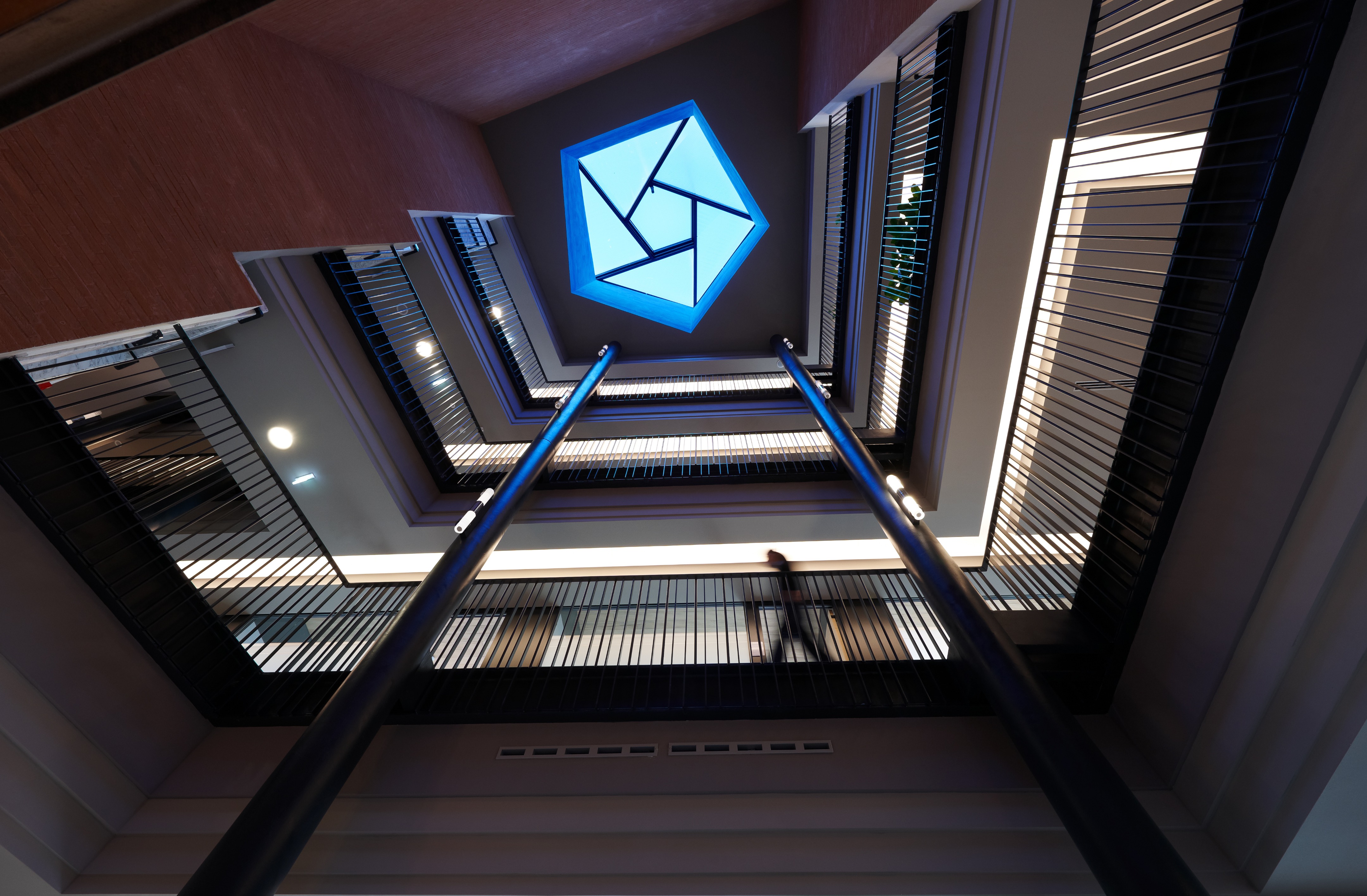 风之阁楼 · 自然与建筑的和谐共生-8