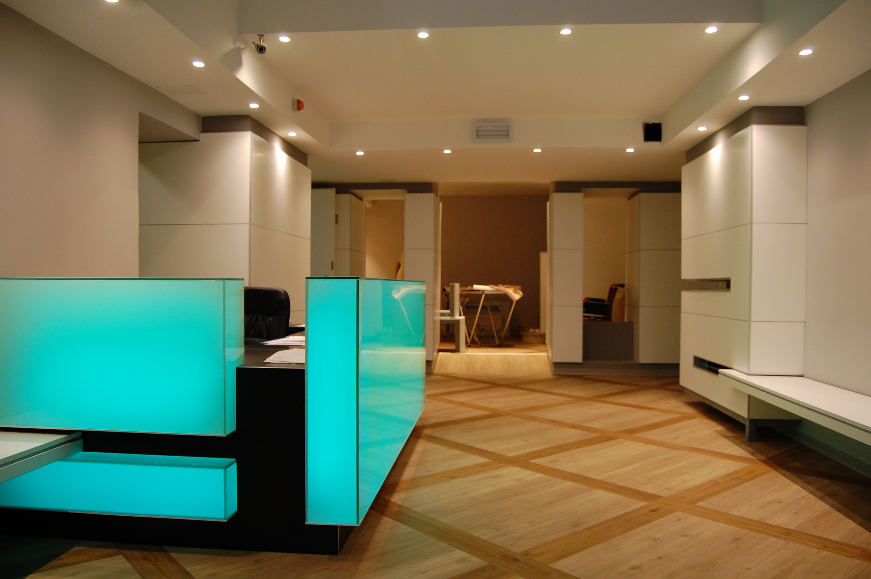 2015 年完成的意大利 Perugia 私人诊所室内设计-0